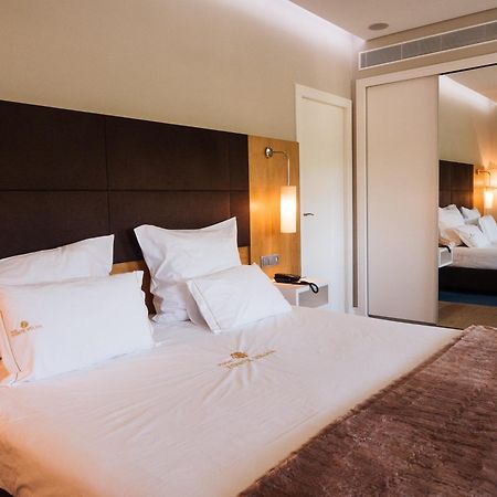 Hotel Fonte Velha ปอนเจ ดา บาร์กา ภายนอก รูปภาพ