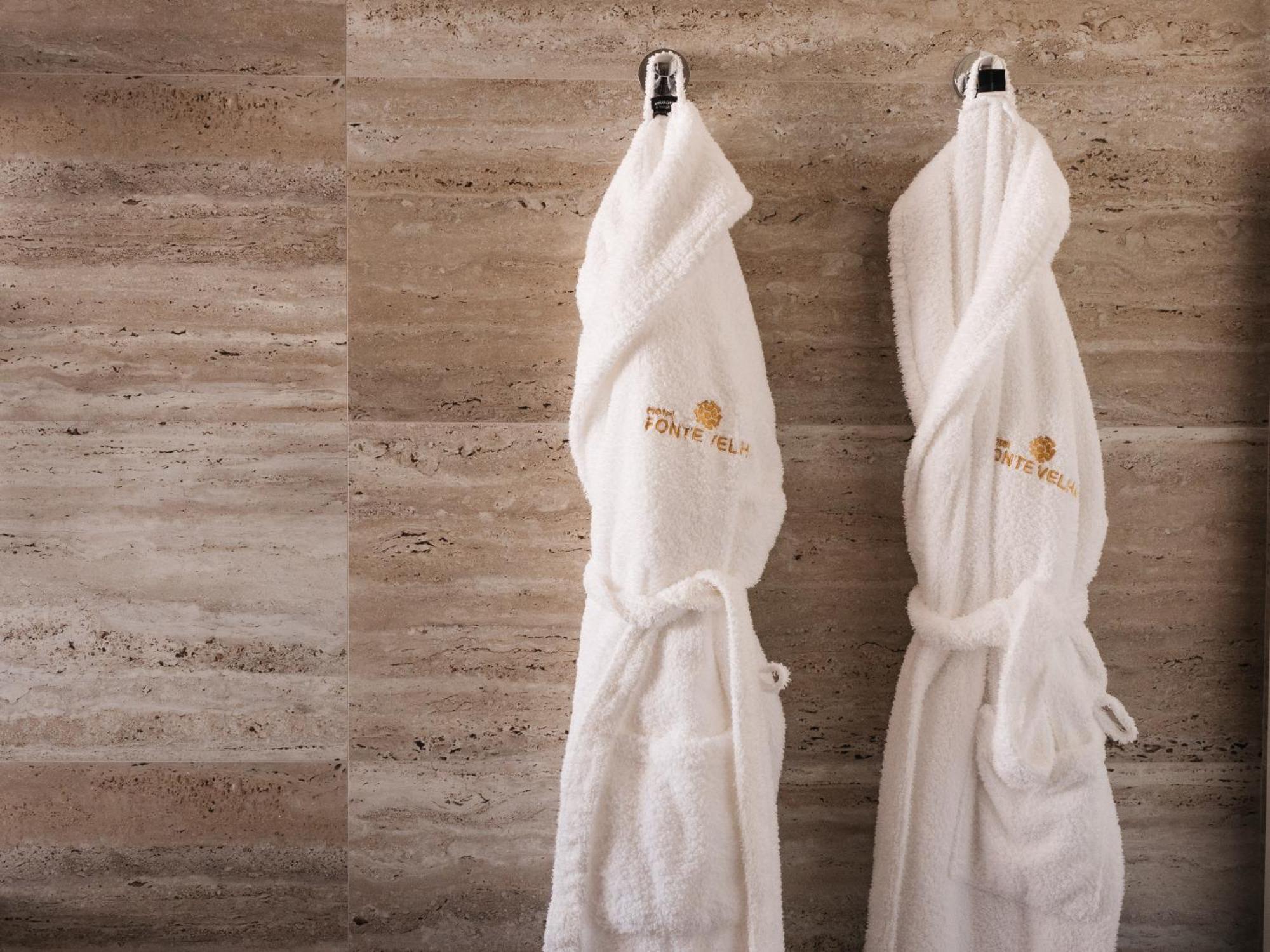 Hotel Fonte Velha ปอนเจ ดา บาร์กา ภายนอก รูปภาพ