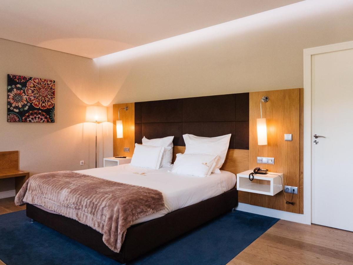 Hotel Fonte Velha ปอนเจ ดา บาร์กา ภายนอก รูปภาพ