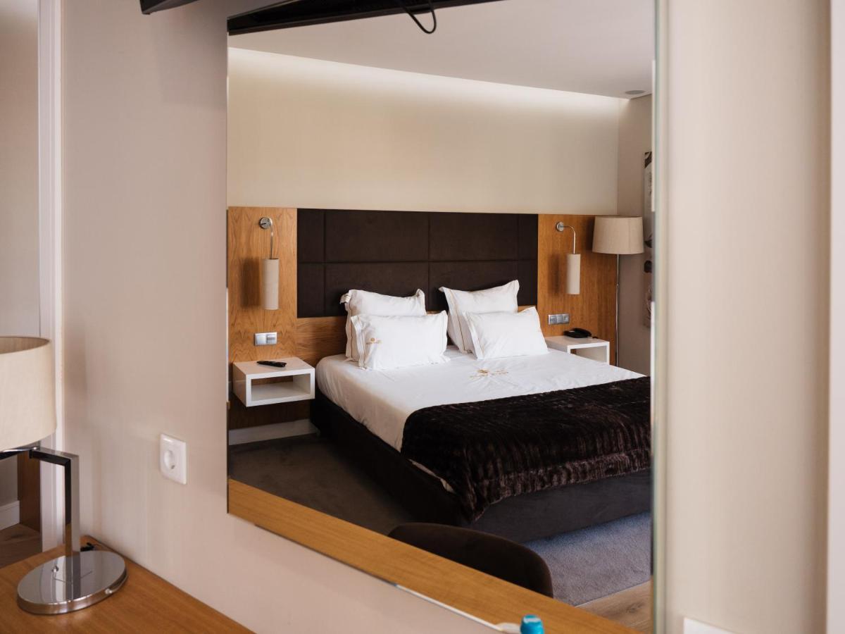 Hotel Fonte Velha ปอนเจ ดา บาร์กา ภายนอก รูปภาพ